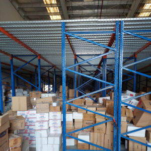 Heavy Duty Mezzanine Floor With Racking 1